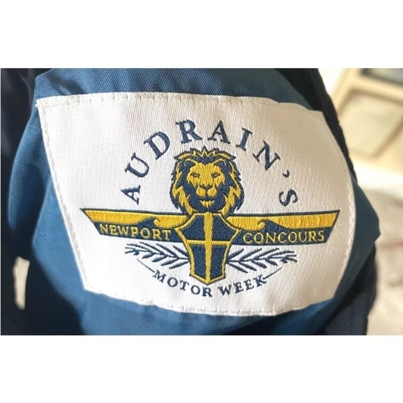 Mens Audrains Newport Concours Motor Size XL Puffer Vest Navy Blue Full Zip - Picture 9 of 9